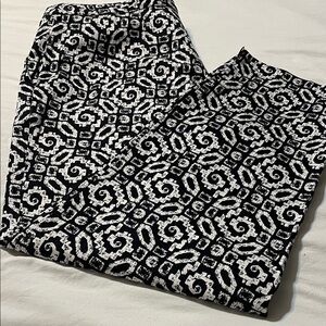 Ruby RD Capris pants 12 Black and White cotton spandex.